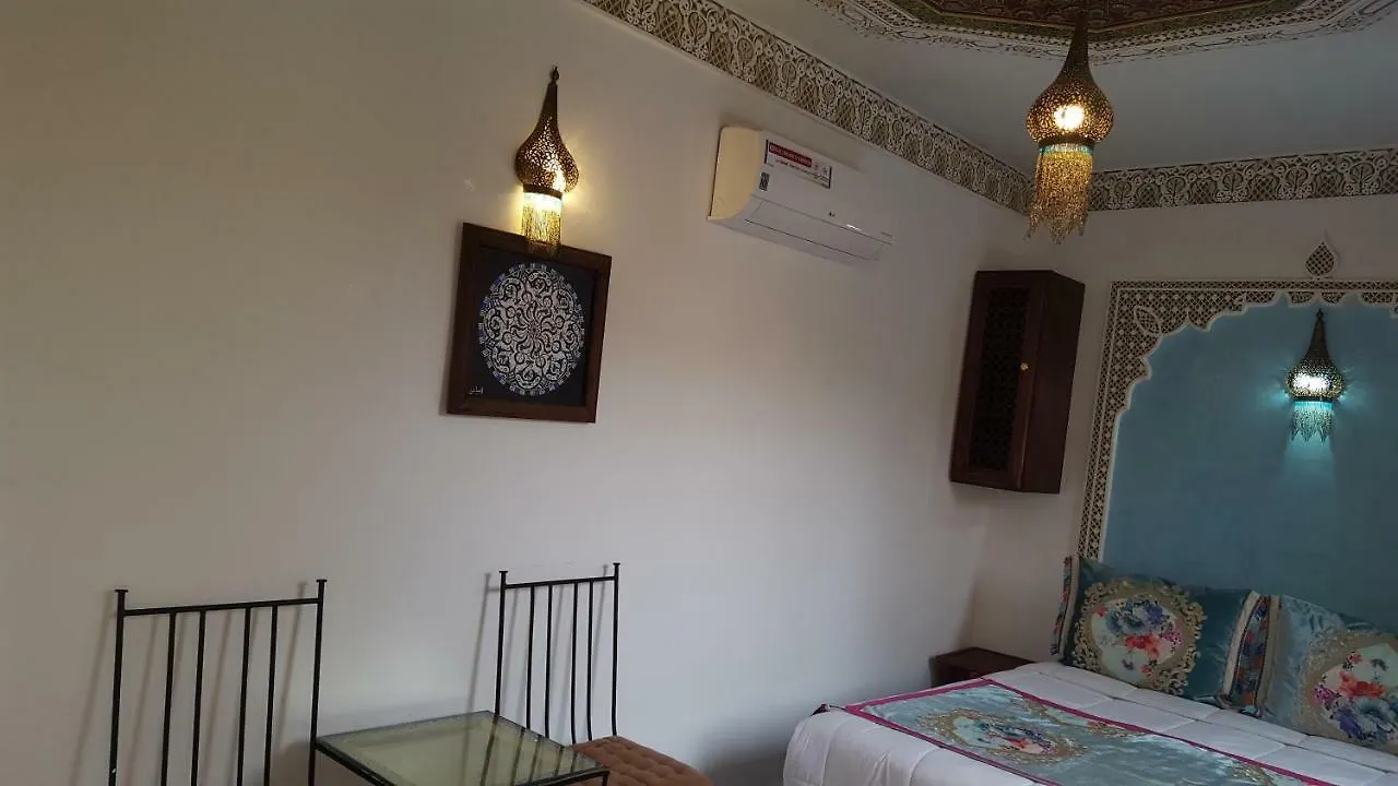 **** Riad Hotel Dar Nour à Fès Maroc